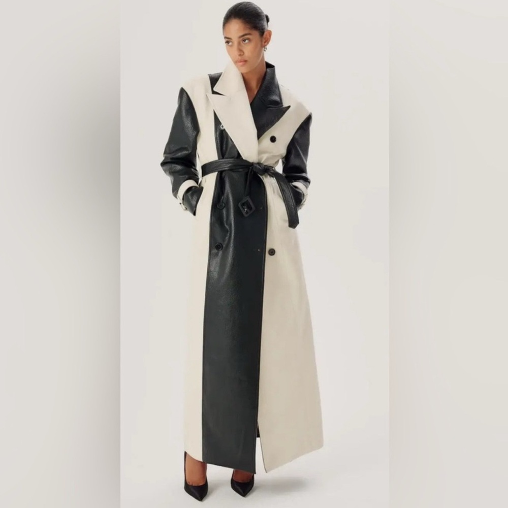 NWT Ronny Kobo Baylor Faux Leather Trench Coat. Size Large.